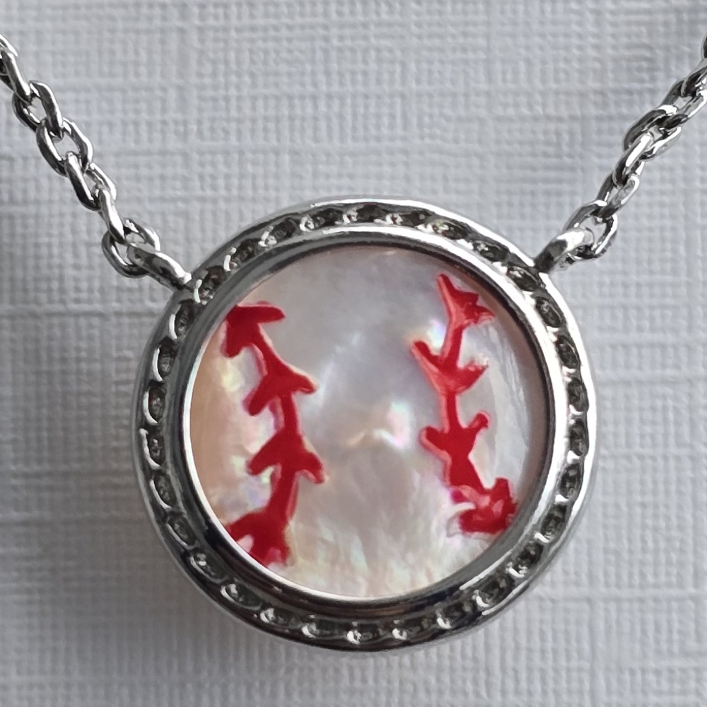 Kendra Scott Baseball Silver Short Pendant Necklace - Picture 3 of 7